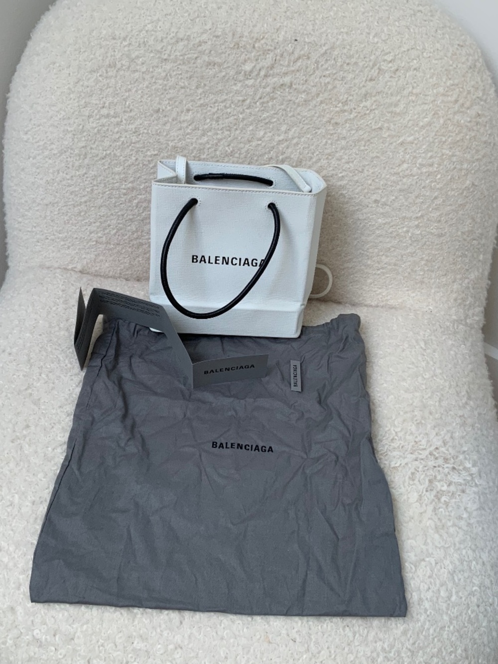 Balenciaga white leather tote bag like new with dustbag